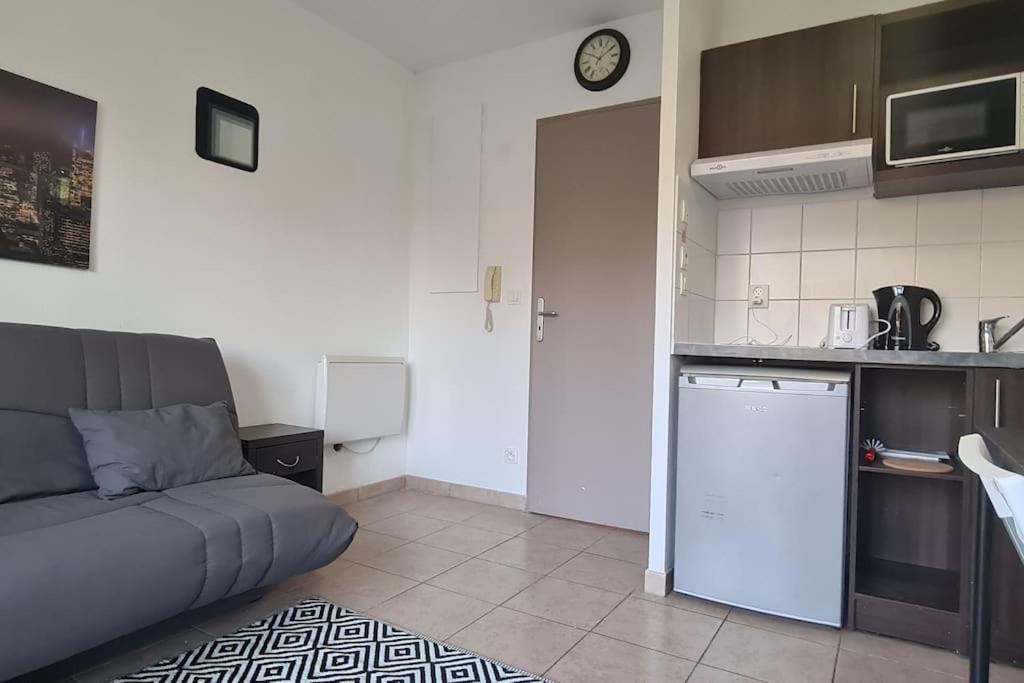B210 Appartement Disneyland Paris Parking Et Wifi Montevrain Exterior photo