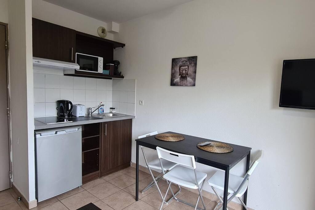 B210 Appartement Disneyland Paris Parking Et Wifi Montevrain Exterior photo